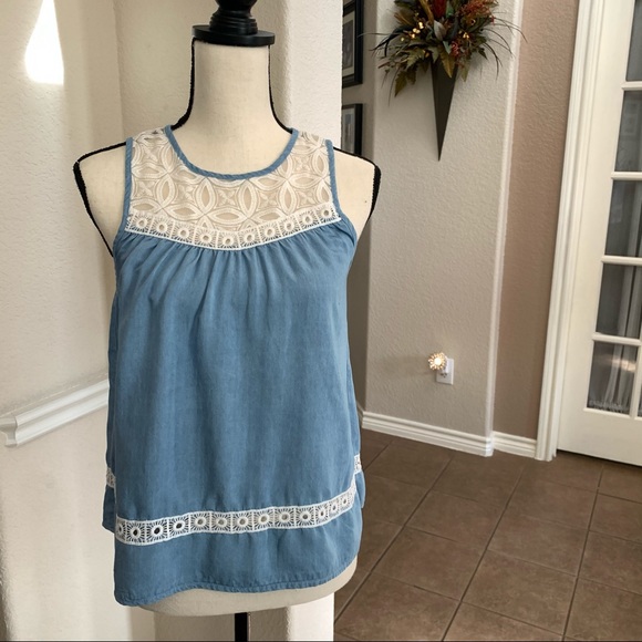 hint of mint Tops - COPY - Hint of Mint light blue and cream top